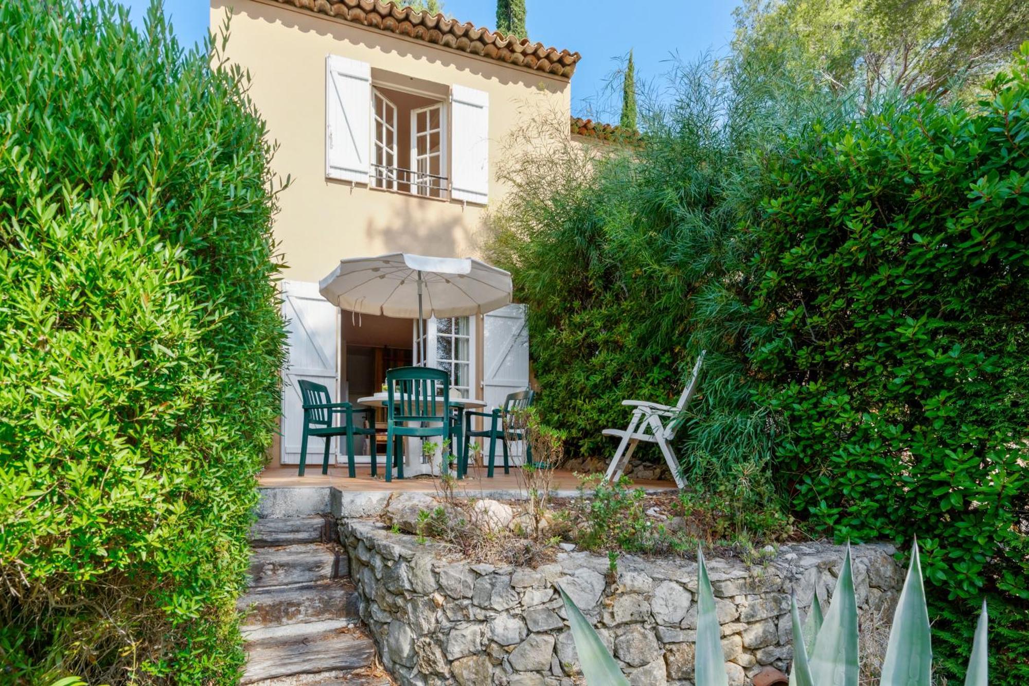 Residence Partenaire Le Domaine De Garlande Cavalaire-sur-Mer Extérieur photo