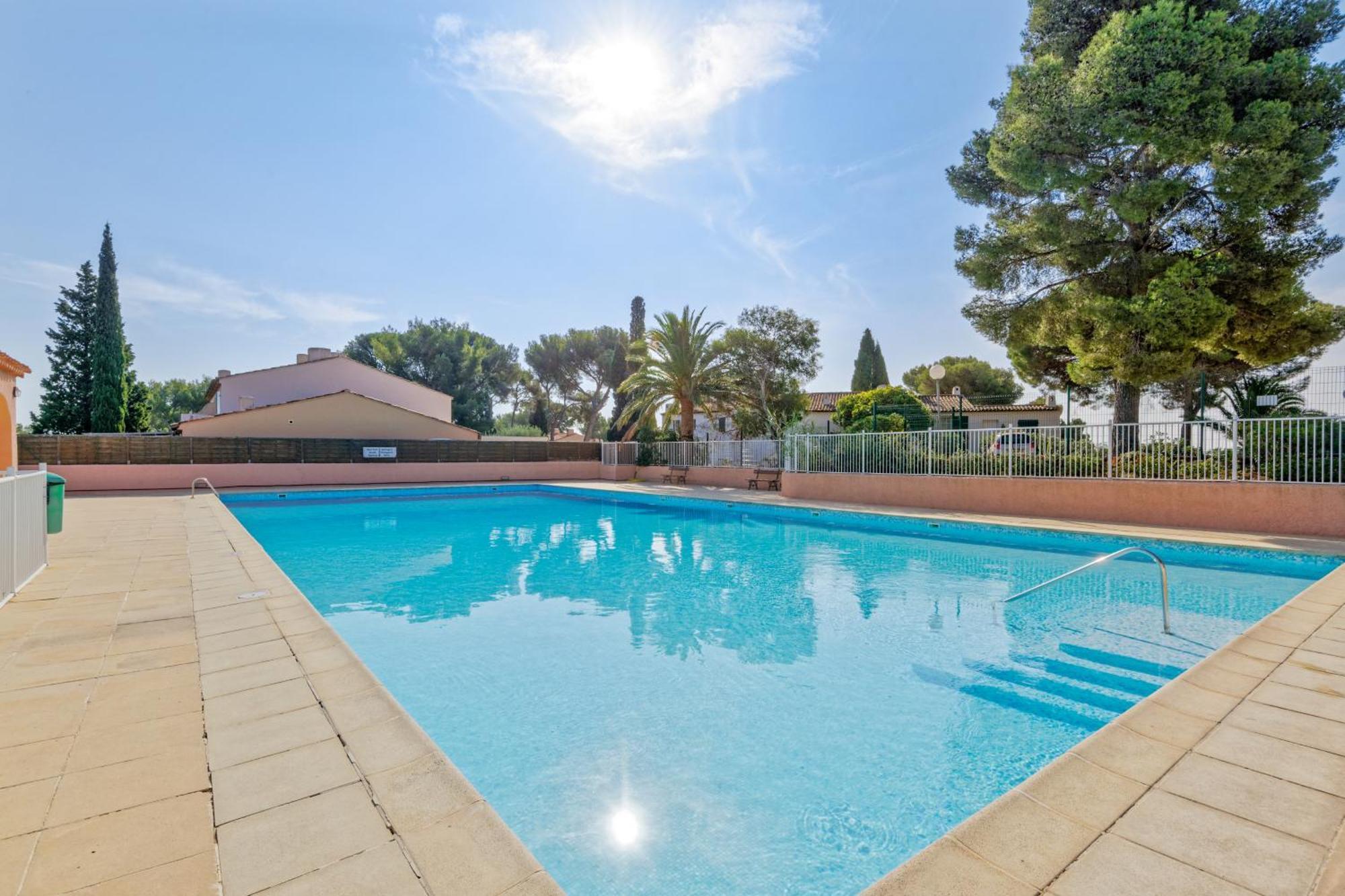 Residence Partenaire Le Domaine De Garlande Cavalaire-sur-Mer Extérieur photo